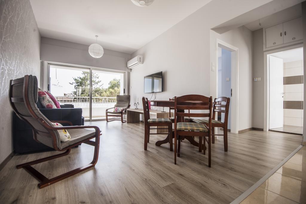 St.Helena Court Apartment Larnaca Exterior foto